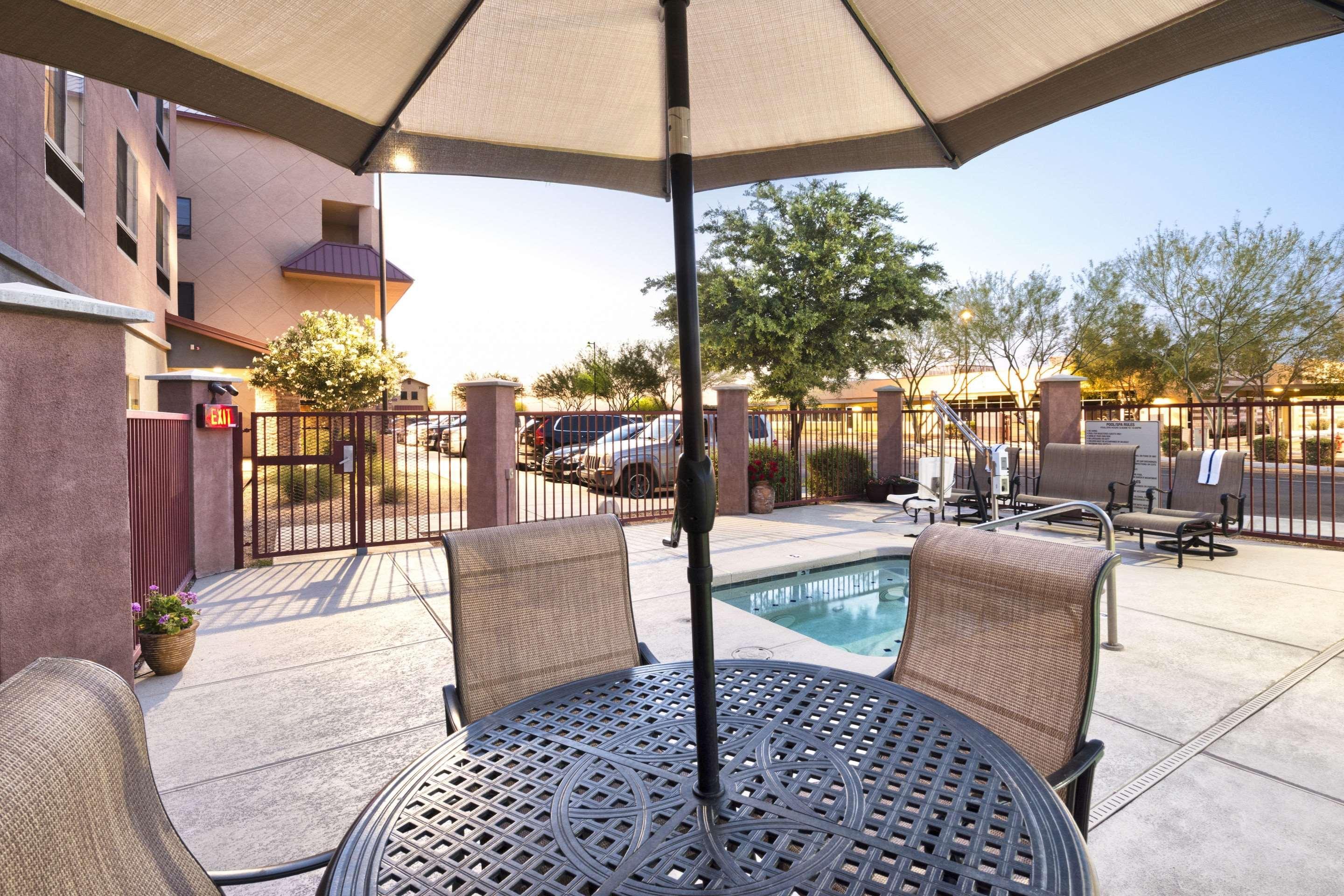 Comfort Suites Goodyear-West Phoenix Extérieur photo