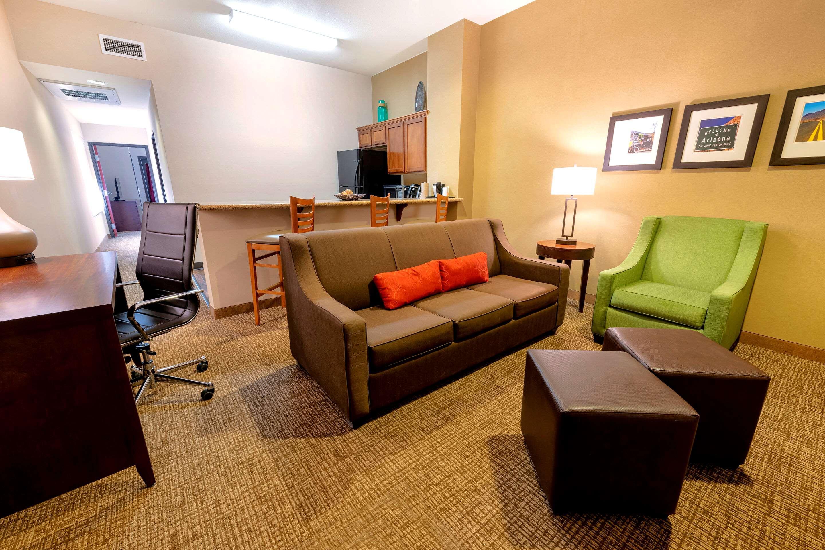 Comfort Suites Goodyear-West Phoenix Extérieur photo